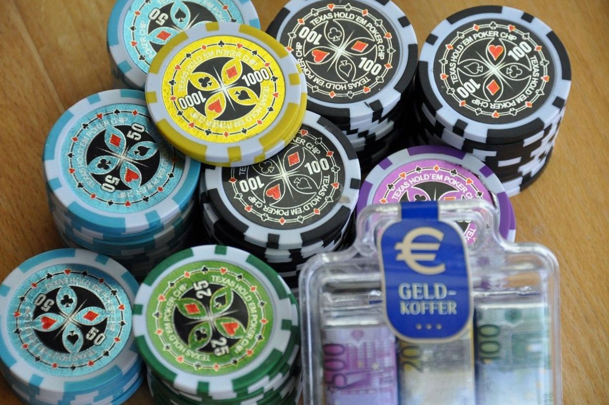Casino Kontakt Bereich mit elegantem Interieur